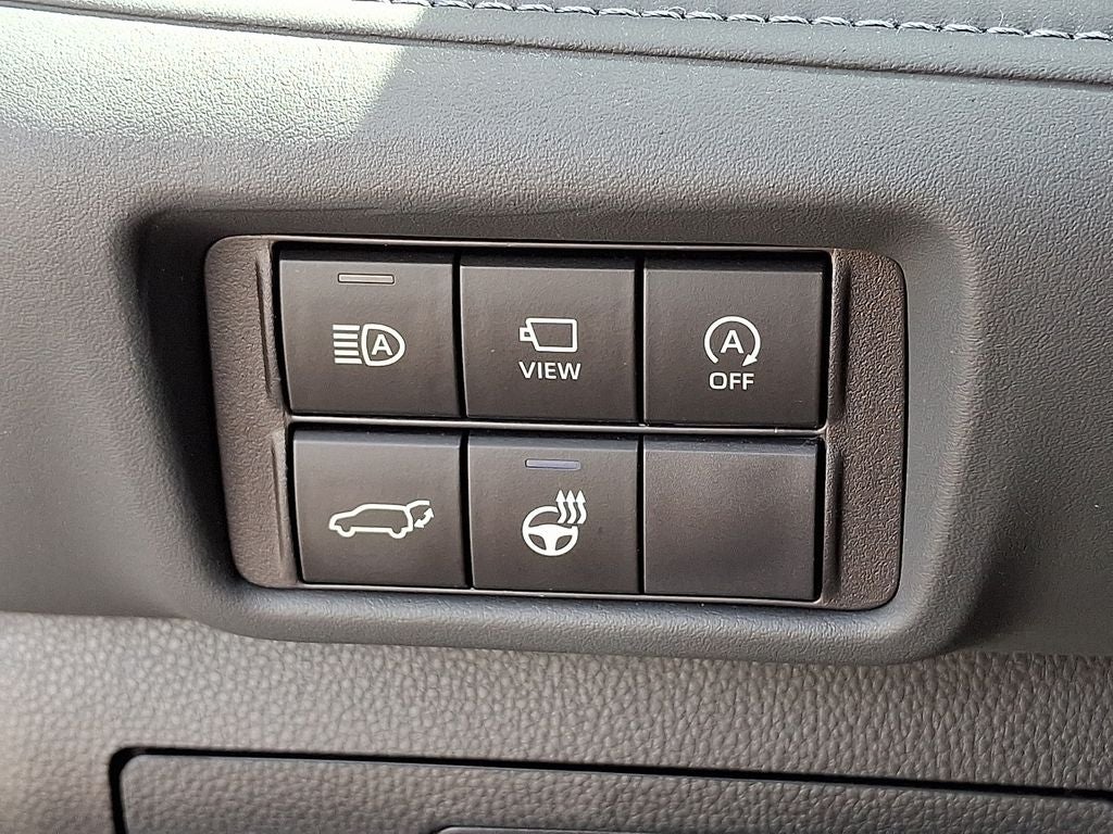 2024 Toyota Highlander Platinum w/ Tow Hitch