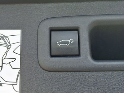 2024 Toyota Highlander Platinum w/ Tow Hitch