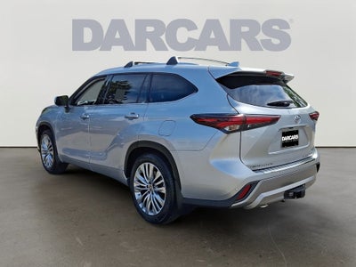 2024 Toyota Highlander Platinum w/ Tow Hitch