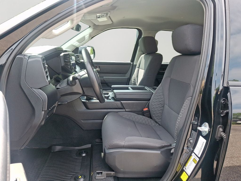 2024 Toyota Tundra SR5 w/ Convenience Package