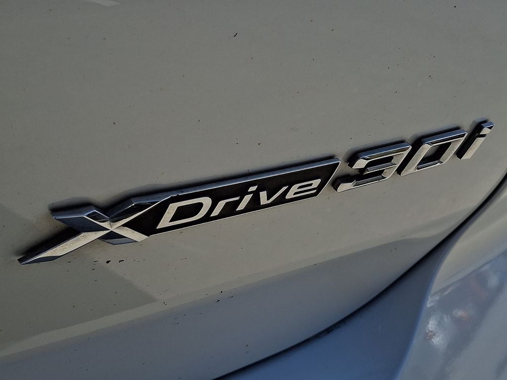 2023 BMW X3 xDrive30i w/ Convenience Package