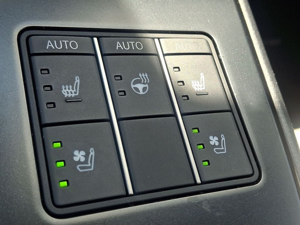 2023 Lexus UX 250h F SPORT Design 250h F SPORT Design w/ Heated and Ventilated Seats