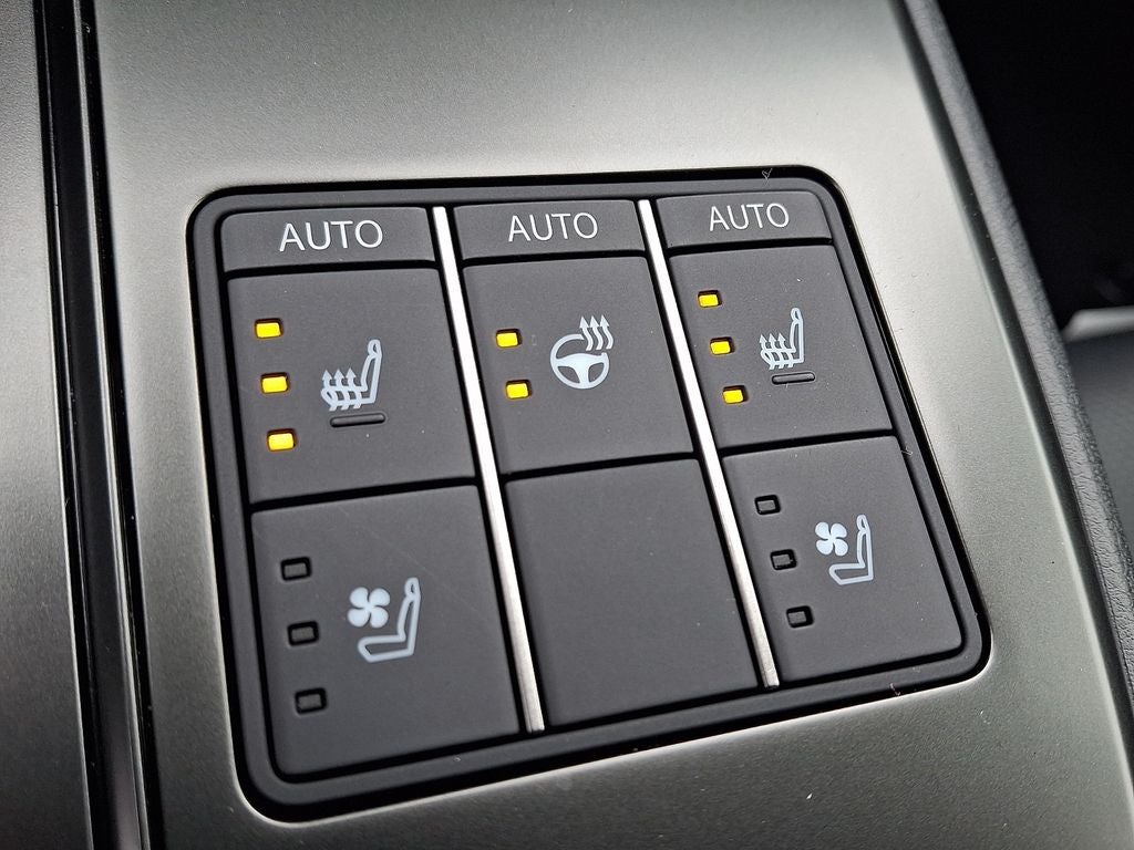 2026 Lexus UX 300h Premium