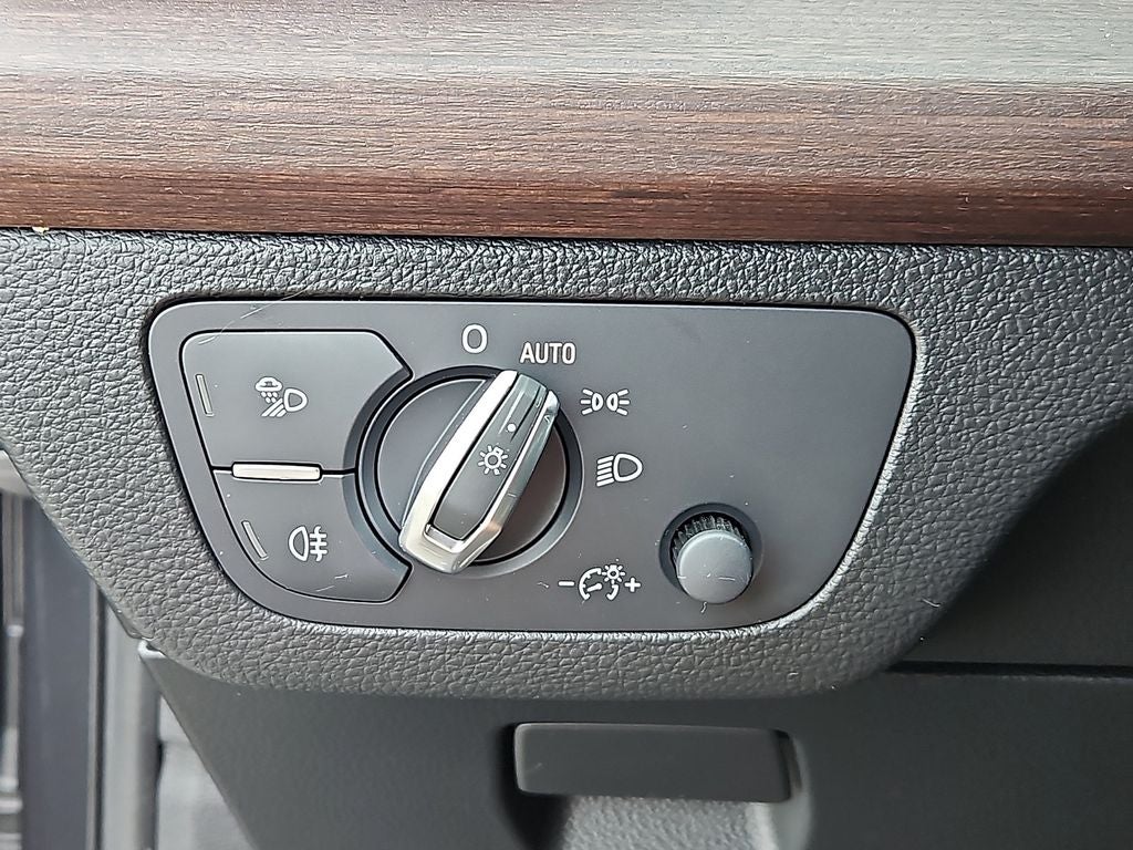 2021 Audi Q5 45 Premium Plus quattro