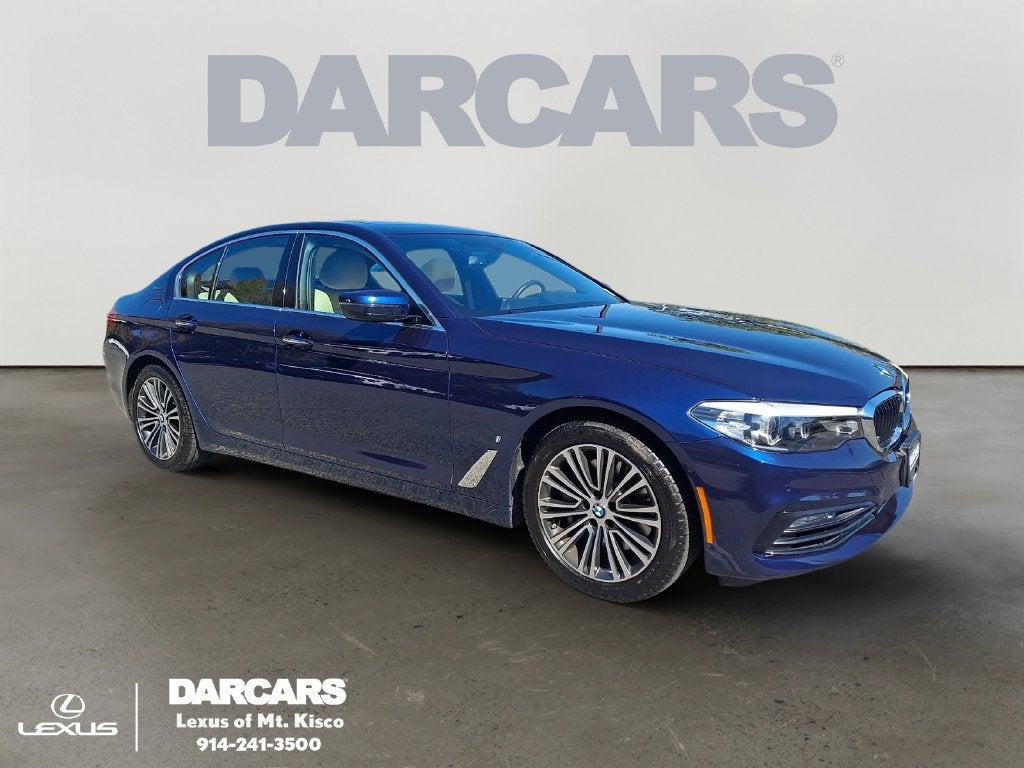 2018 BMW 5 Series 530e xDrive iPerformance w/ Premium Package