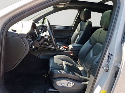 2024 Porsche Macan S