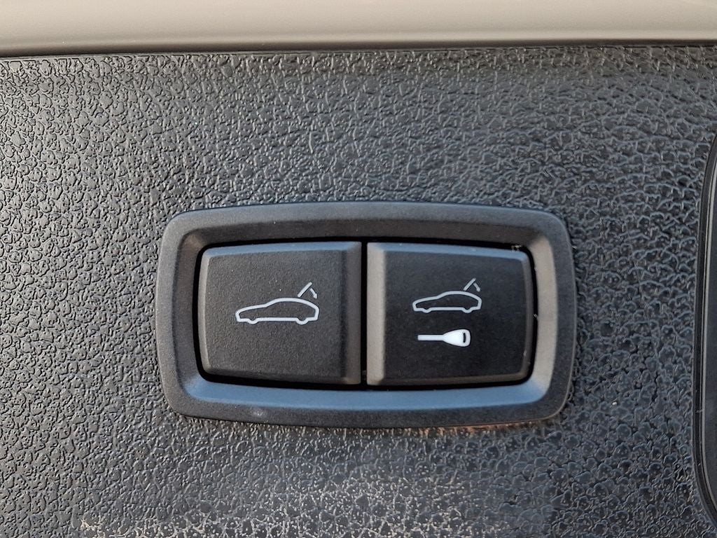 2024 Porsche Macan S