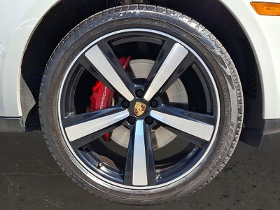 2024 Porsche Macan S