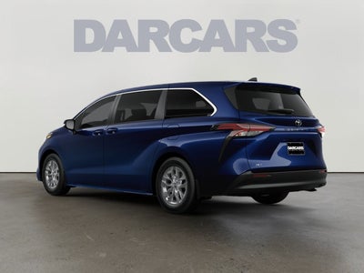 2026 Toyota Sienna LE 8 Passenger