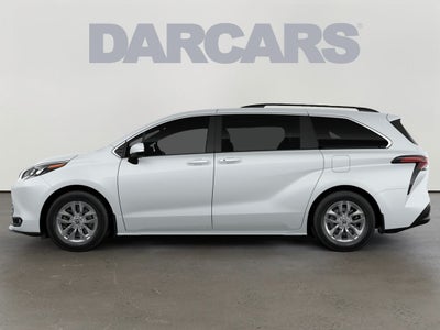 2026 Toyota Sienna XLE 8 Passenger