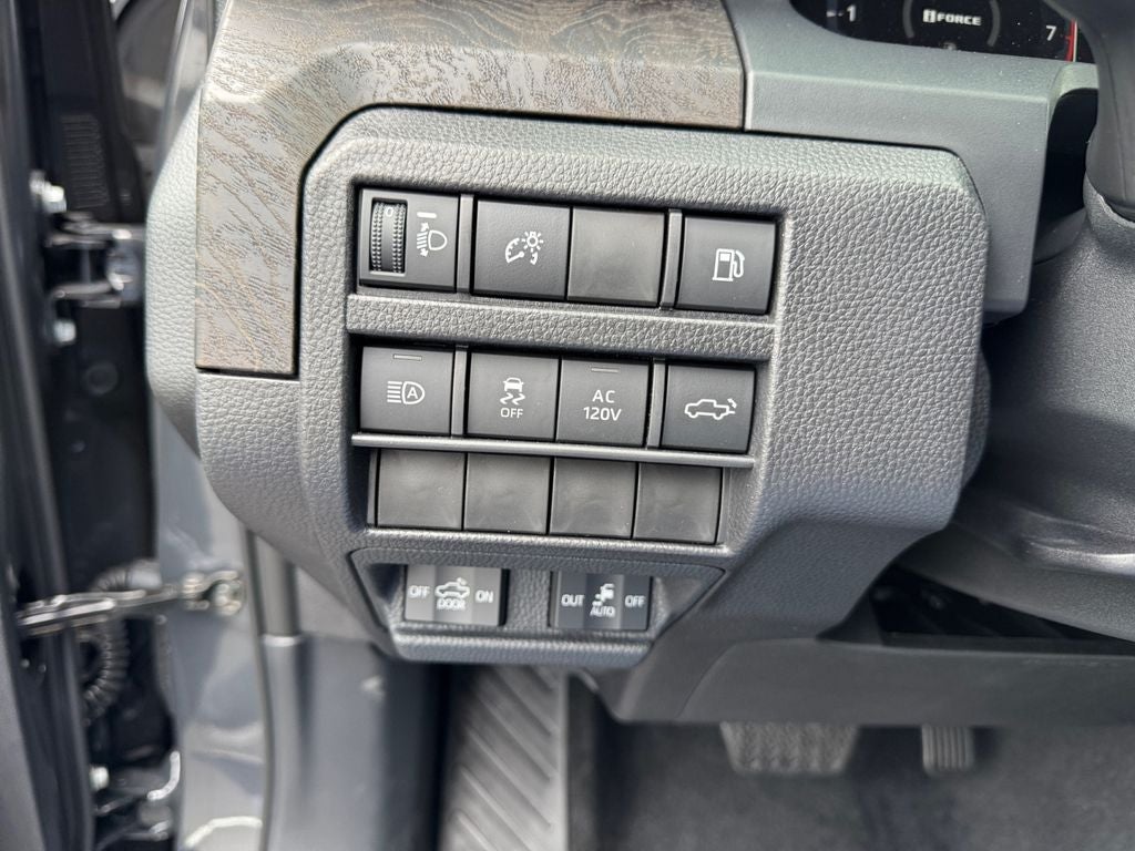 2025 Toyota Tacoma Hybrid Limited