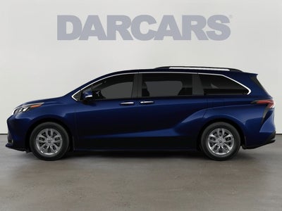 2026 Toyota Sienna XLE 8 Passenger
