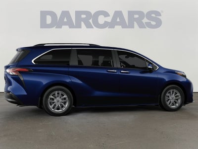 2026 Toyota Sienna XLE 8 Passenger