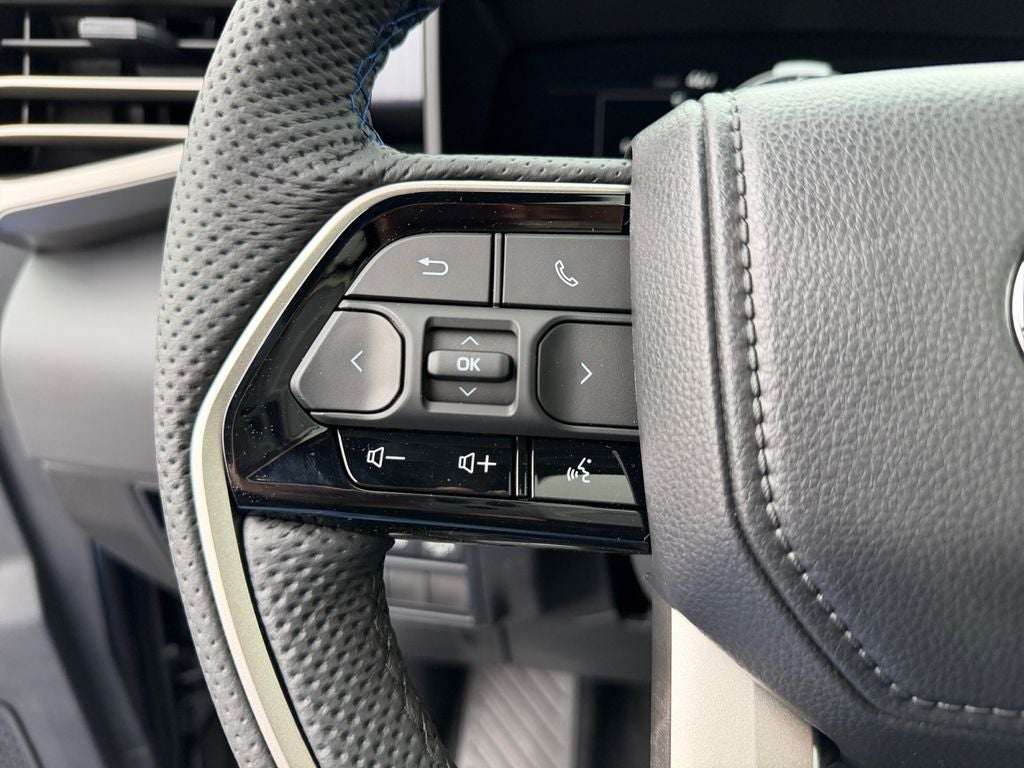 2026 Toyota Tundra Hybrid Platinum