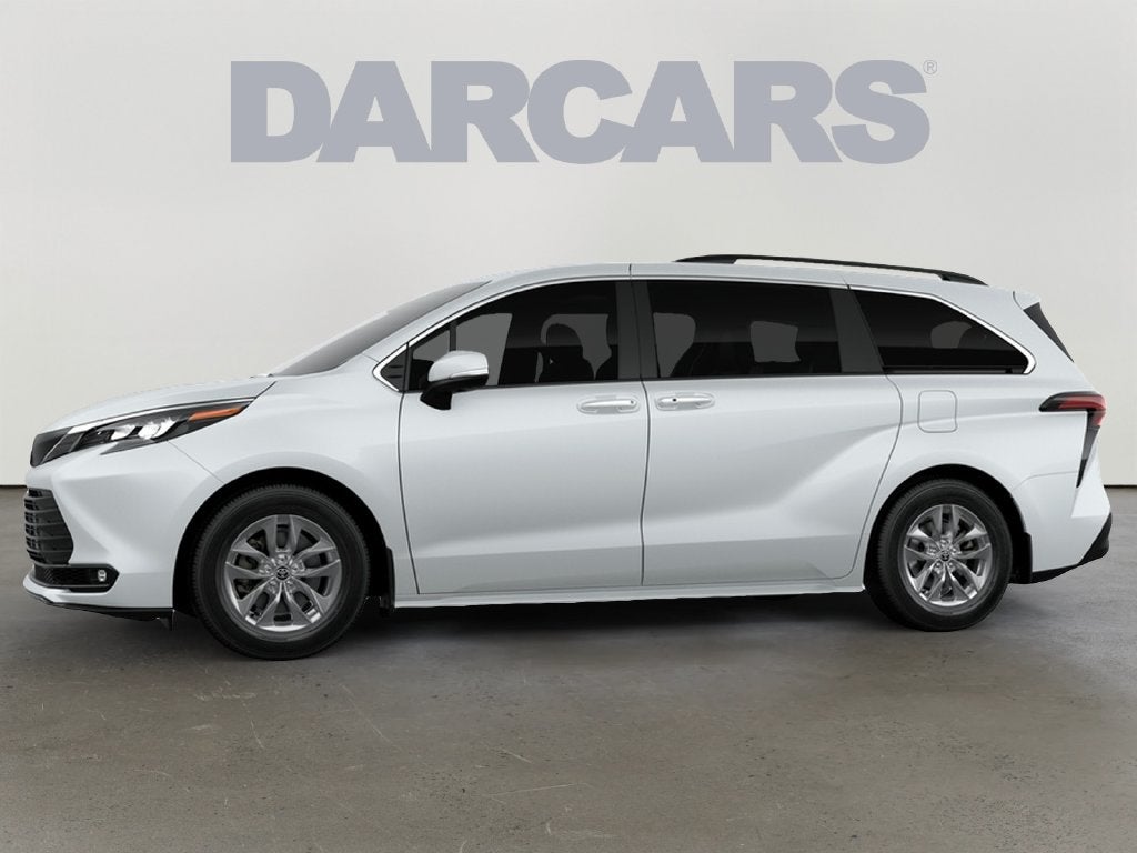 2026 Toyota Sienna XLE 8 Passenger