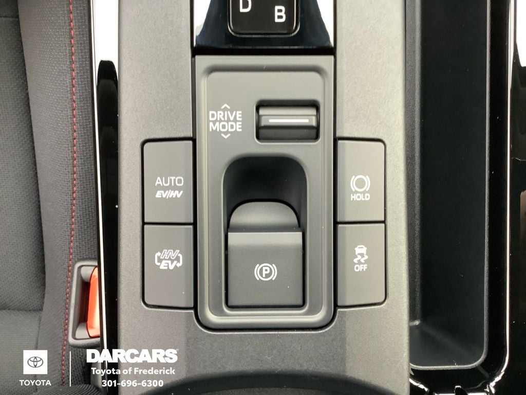 2026 Toyota Prius Plug-In Hybrid SE