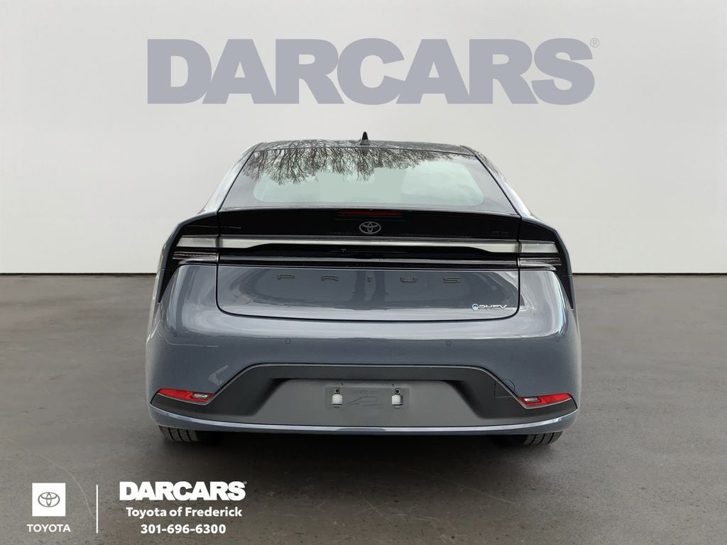 2026 Toyota Prius Plug-In Hybrid SE