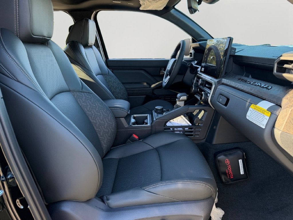 2026 Toyota Tacoma Hybrid Limited