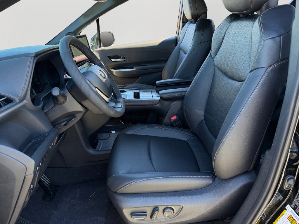 2026 Toyota Sienna Woodland Edition 7 Passenger