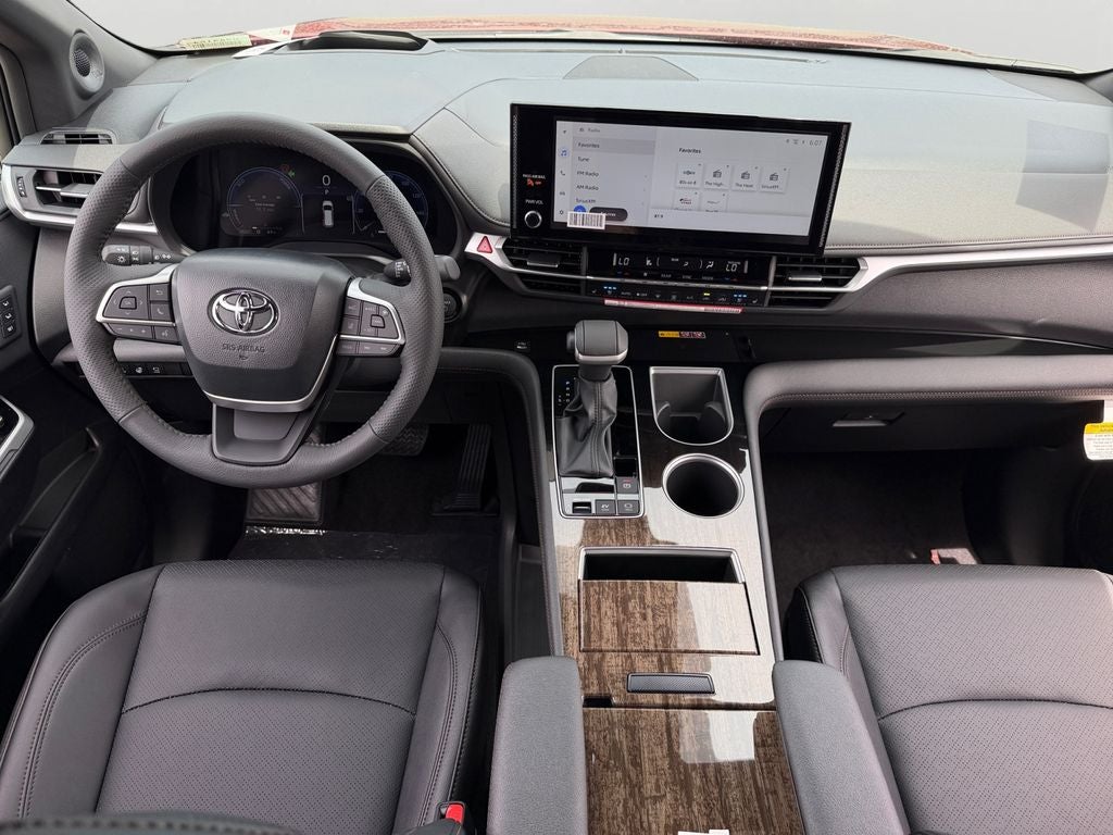 2026 Toyota Sienna Platinum 7 Passenger