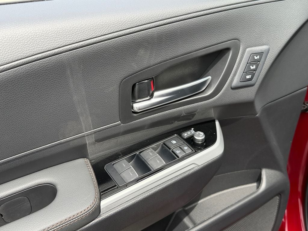2026 Toyota Sienna Platinum 7 Passenger