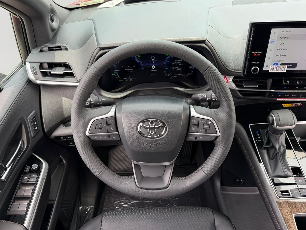 2026 Toyota Sienna Platinum 7 Passenger
