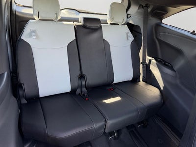 2026 Toyota Sienna XSE 7 Passenger