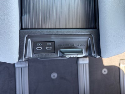 2026 Toyota Sienna XLE 7 Passenger