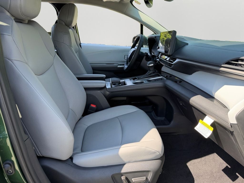 2026 Toyota Sienna XLE 7 Passenger