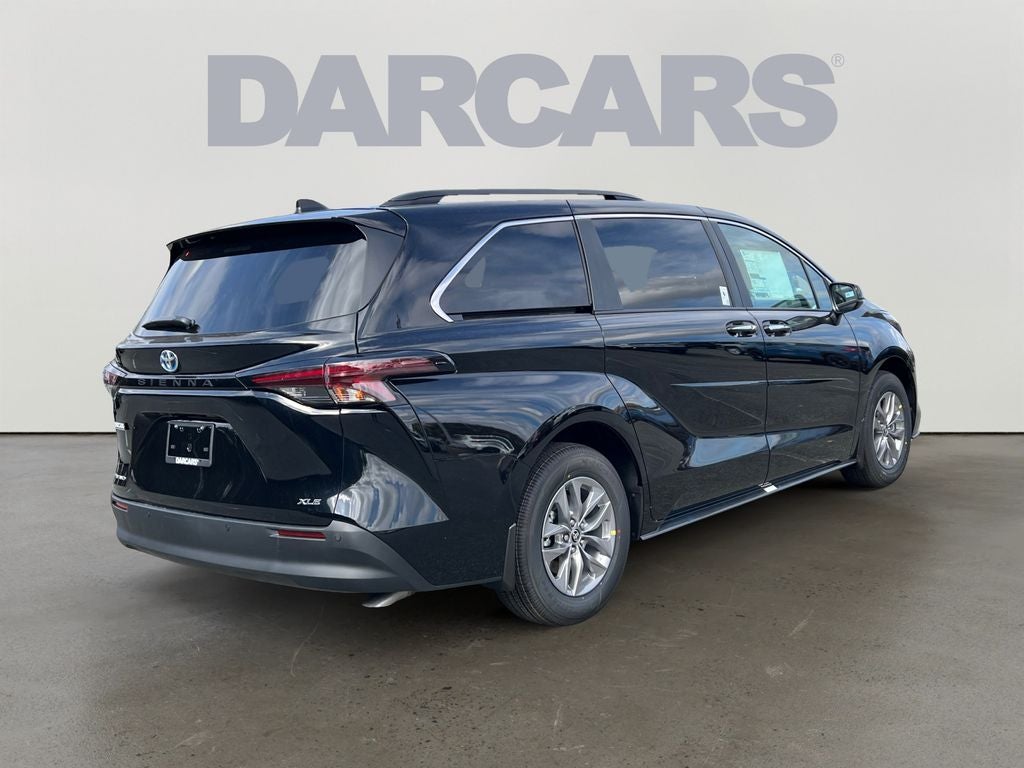 2025 Toyota Sienna XLE 7 Passenger