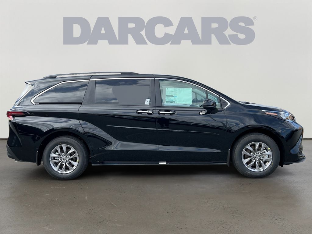 2025 Toyota Sienna XLE 7 Passenger