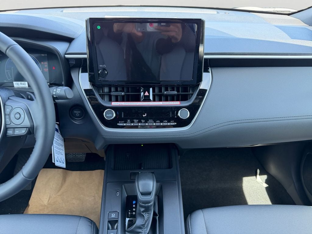 2026 Toyota Corolla Cross Hybrid SE