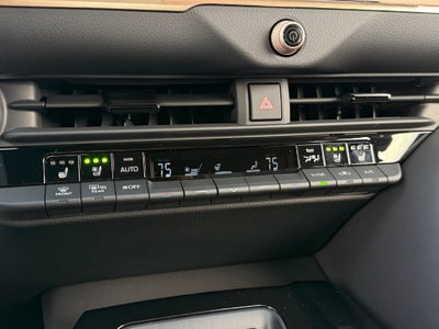 2026 Toyota Crown Signia XLE