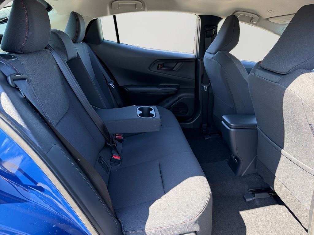 2026 Toyota Prius Plug-In Hybrid SE