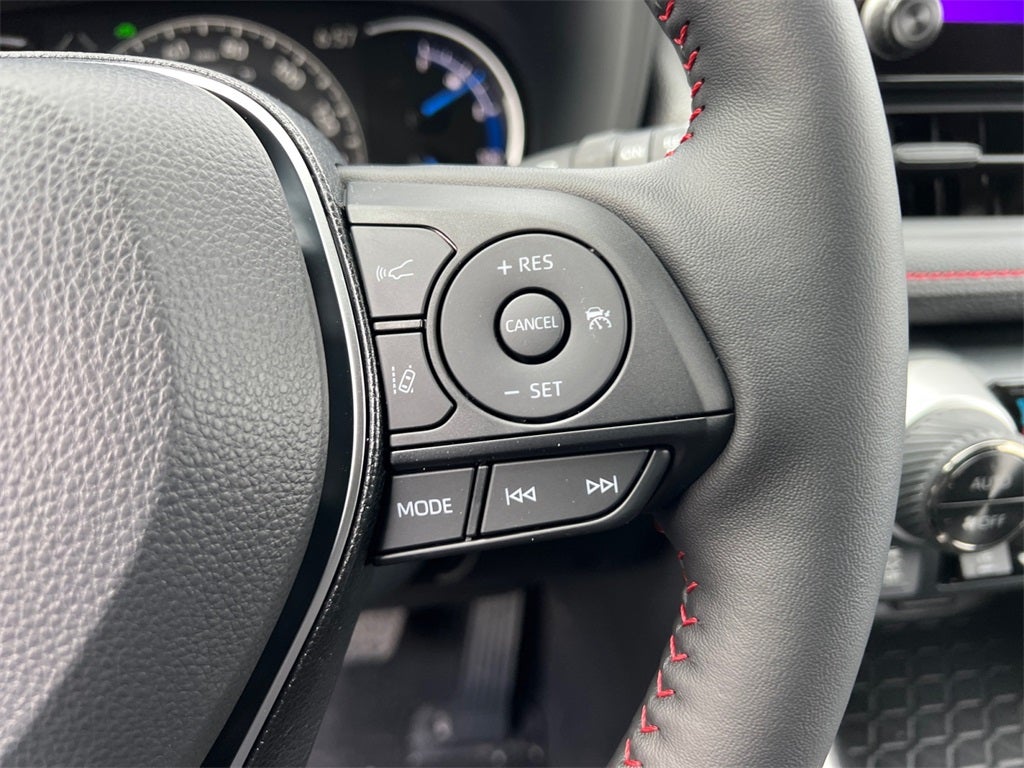 2025 Toyota RAV4 Plug-In Hybrid SE