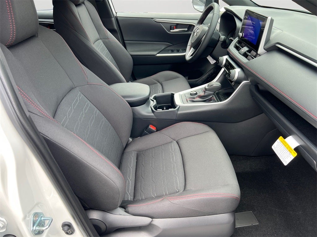 2025 Toyota RAV4 Plug-In Hybrid SE