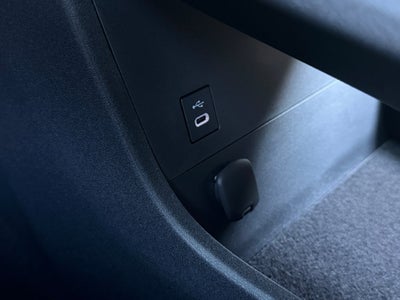 2026 Toyota bZ Woodland Premium