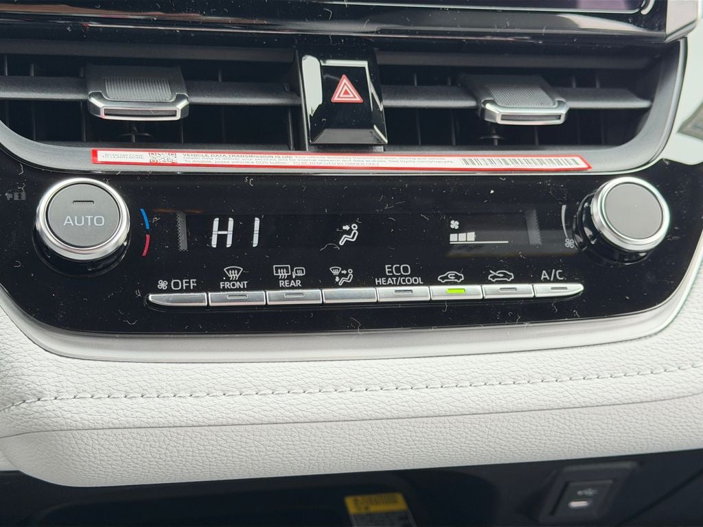 2026 Toyota Corolla Hatchback SE