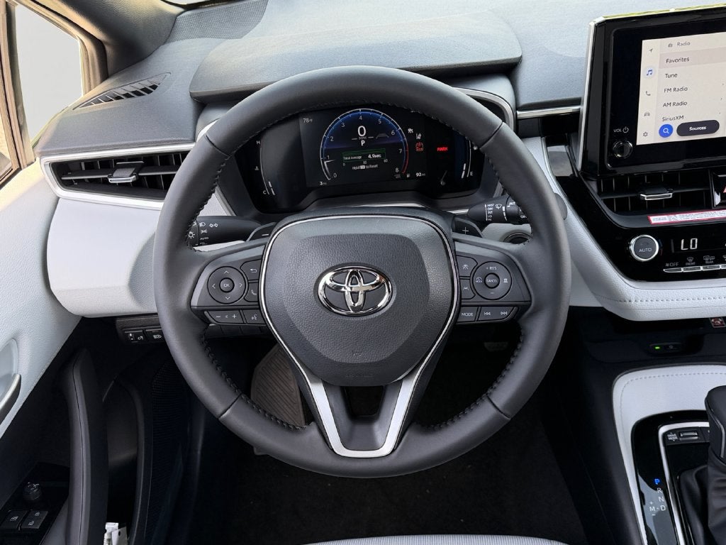 2027 Toyota Corolla Hatchback SE