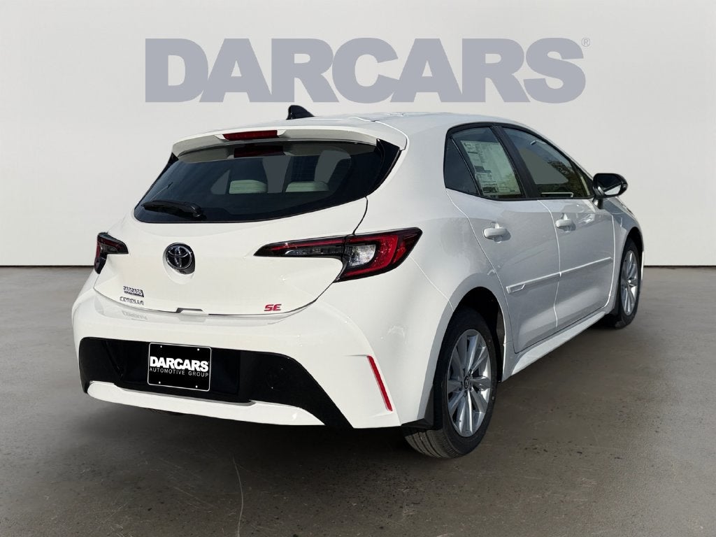 2027 Toyota Corolla Hatchback SE