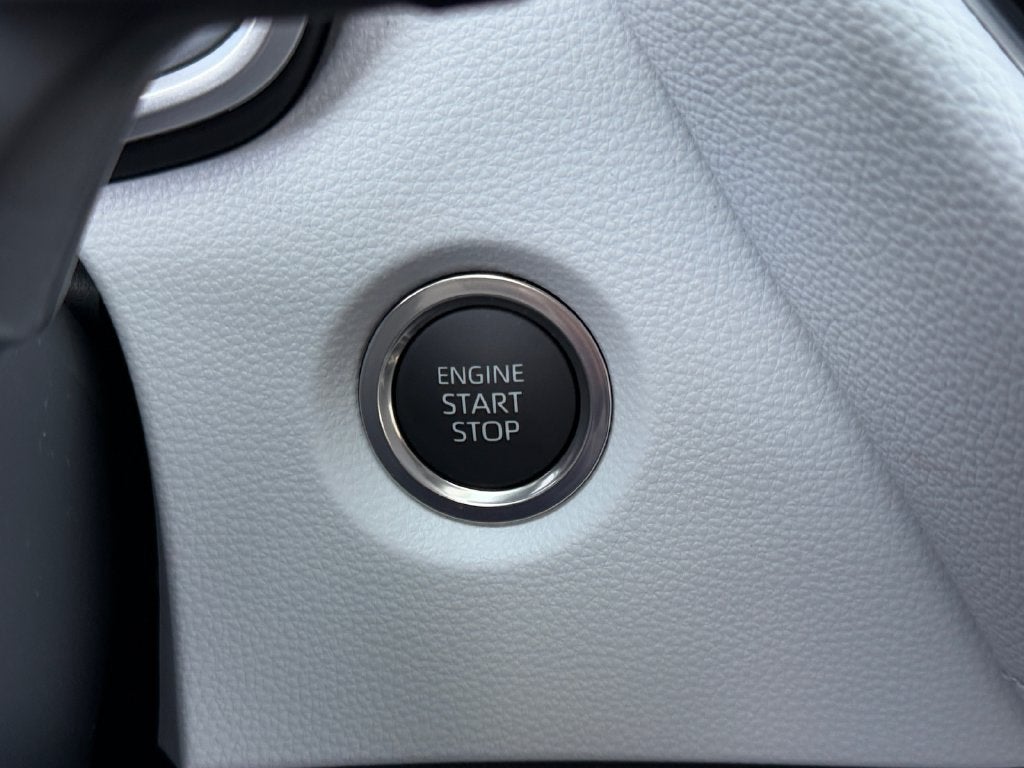 2027 Toyota Corolla Hatchback SE