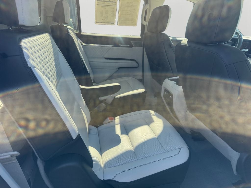 2025 GMC Acadia Denali