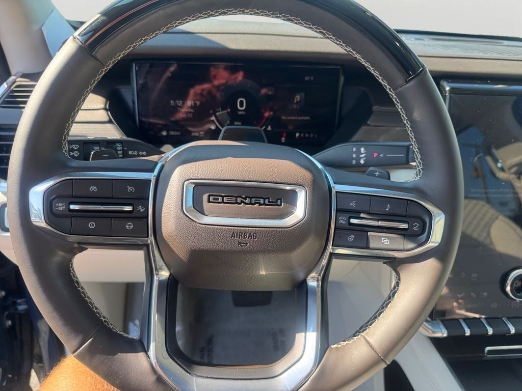 2025 GMC Acadia Denali
