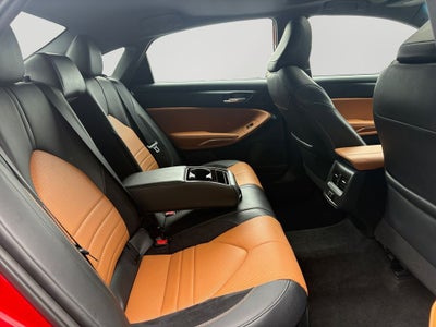 2021 Toyota Avalon Hybrid XSE