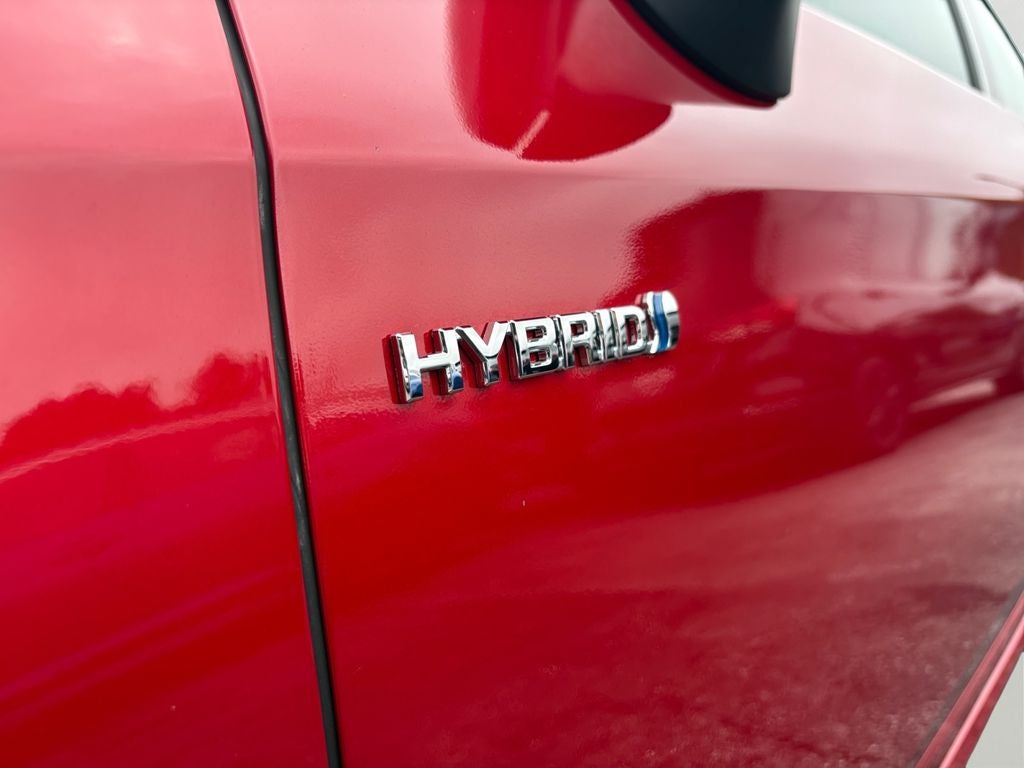 2021 Toyota Avalon Hybrid XSE