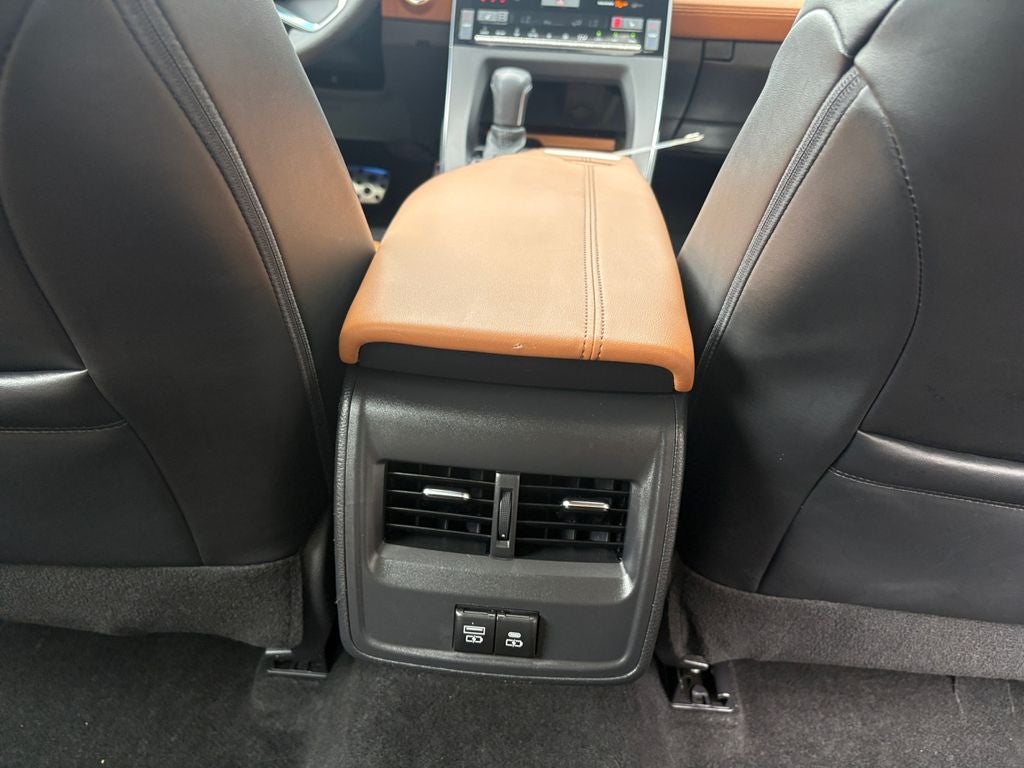 2021 Toyota Avalon Hybrid XSE