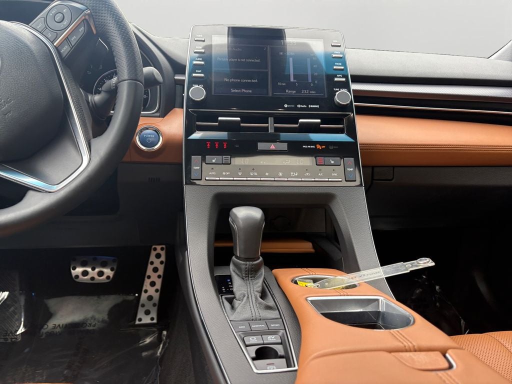 2021 Toyota Avalon Hybrid XSE