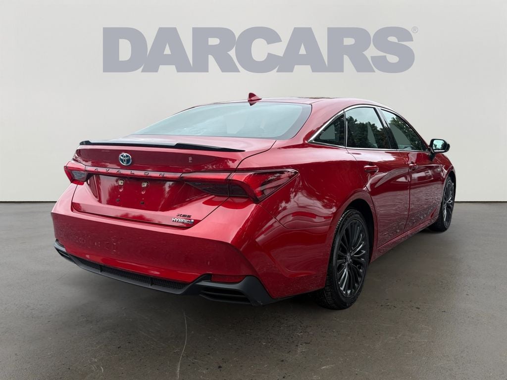 2021 Toyota Avalon Hybrid XSE
