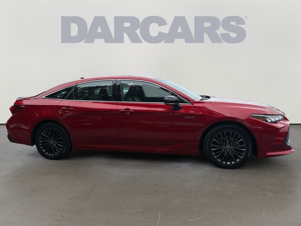 2021 Toyota Avalon Hybrid XSE