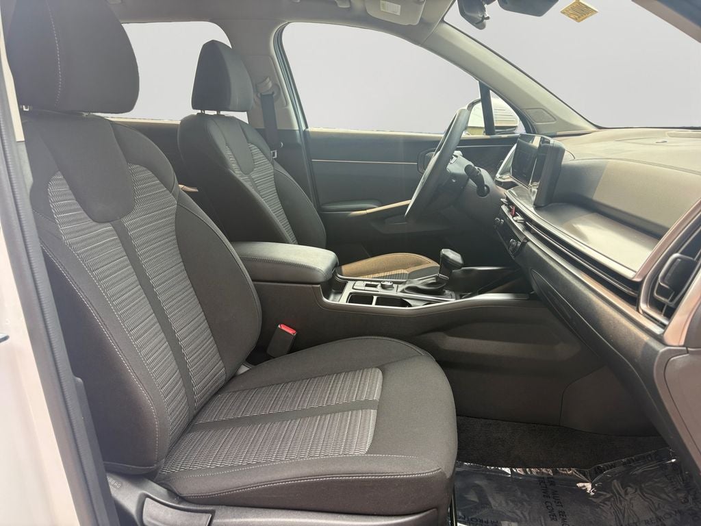 2025 Kia Sorento LX